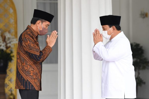 Lebaran Pertama, Presiden Menerima Kedatangan Menhan Prabowo