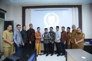 Haji Uma Kunker ke Dprk Banda Aceh Bahas Masalah DAU