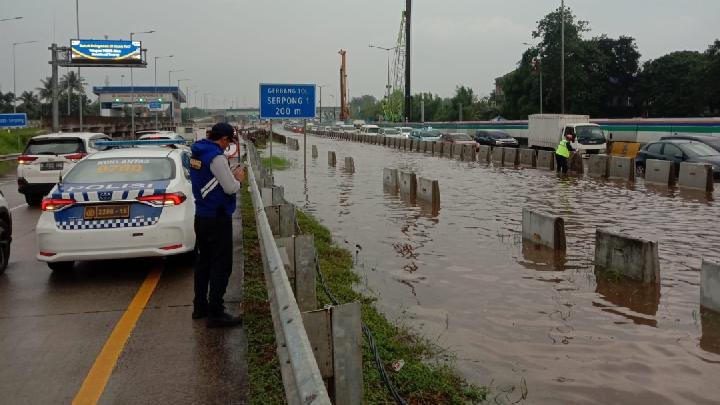 Ruas Tol Pondok Aren