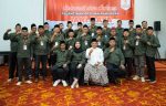 Prabowo dan jari raya
