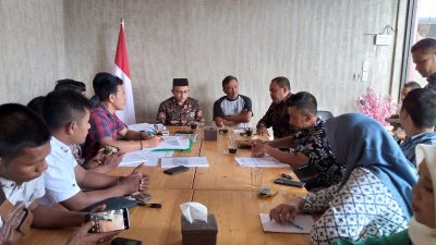 Tenaga Sukarela Temui Haji Uma Ini yang Dibicarakan