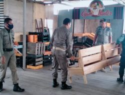 Diduga Melanggar Syariat Empat Cafe di Waduk Lhokseumawe Dibongkar