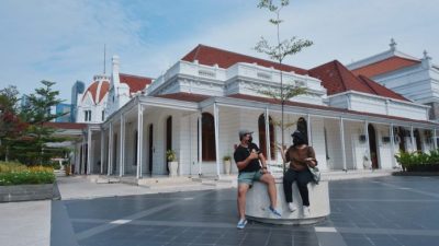 Digunakan Lokasi Syuting, Alun Alun Surabaya Ditutup Sementara