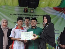 Anggota DPR RI bersama Ketua DPC PPP Nagan Raya Serahkan Beasiswa PIP