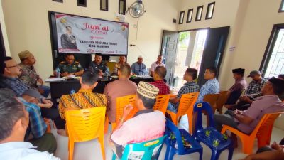 Kapolsek Mutiara Timur Beserta Personel Gelar Jumat Curhat Di Gampong Meugit