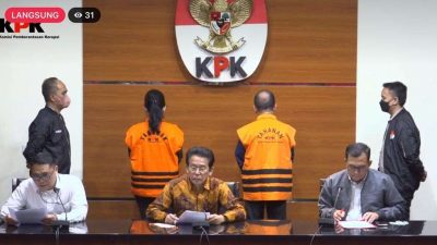 Gegara Dugaan Pemotongan Anggaran, Bupati Kapuas Dan Istrinya Ditahan KPK