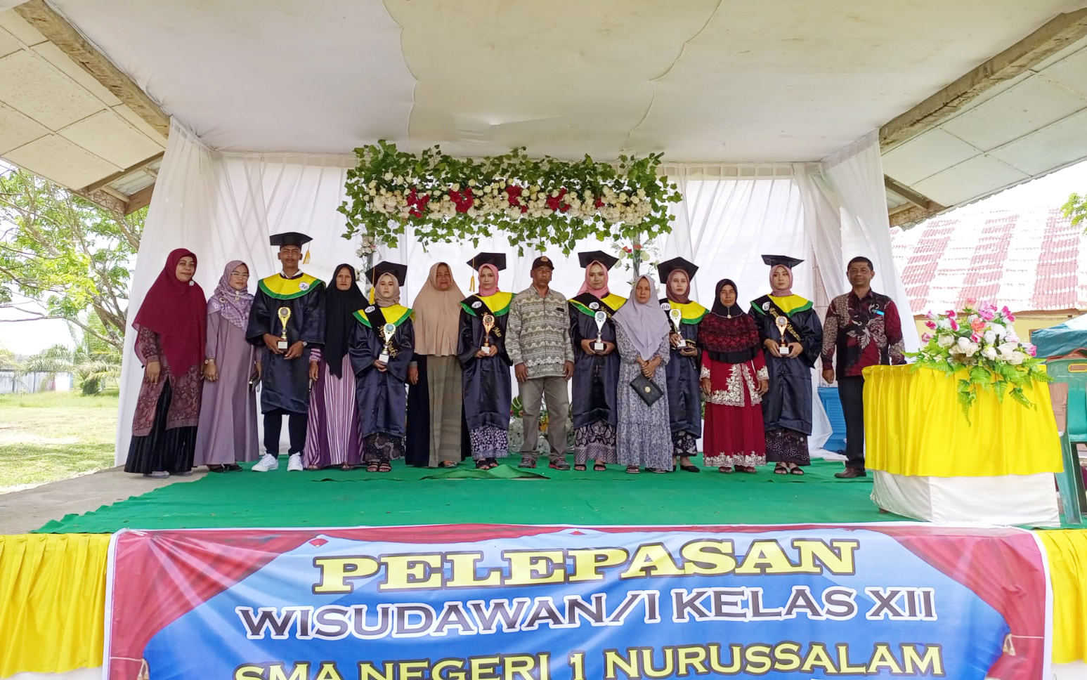 Pelepasan Wisudawan SMAN 1 Nurussalam Berjalan Sukses
