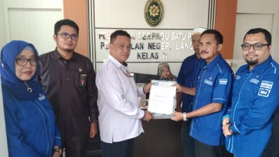 DPC Partai Demokrat Kota Langsa Serahkan Berkas ke Pengadilan Negeri Langsa