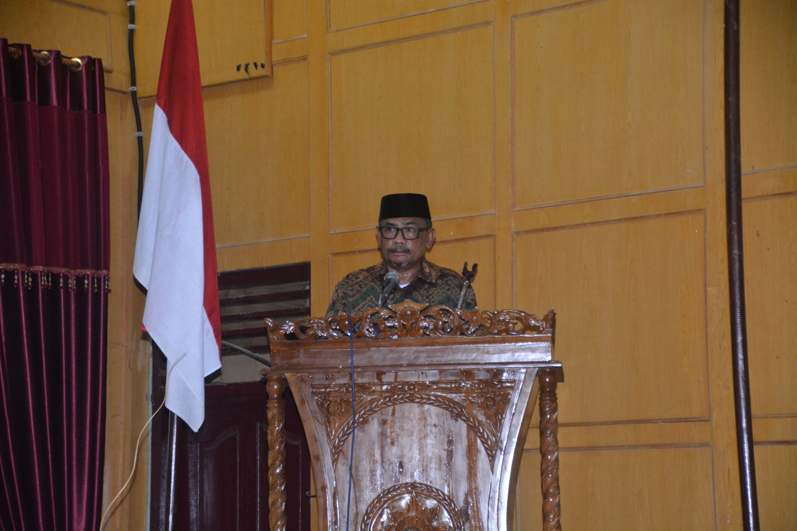 Pj Walikota Langsa Salurkan Zakat Kepada Asnaf Fakir dan Miskin