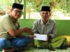 Haji Uma Serahkan Bantuan ke Orang Tua Mahasiswi Asal Subulussalam yang Meninggal di Mesir