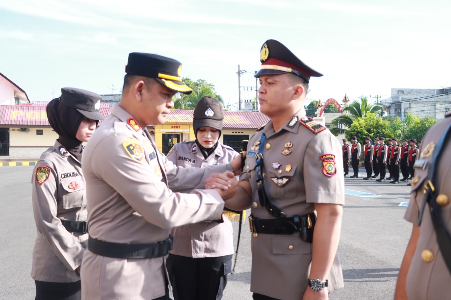 Kapolres Lhokseumawe Pimpin Sertijab Kasat dan Polsek