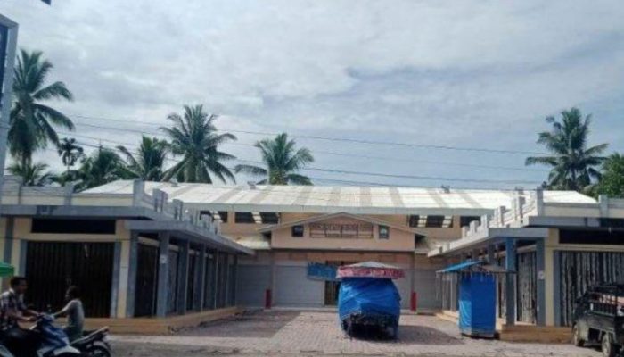 Lama Telantar, Pasar Manggeng Terancam Jadi Bangunan Tua