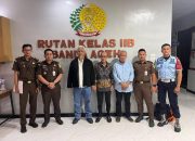 Jadi Tersangka, Mantan Bupati Aceh Tamiang Ditahan Kejati Aceh