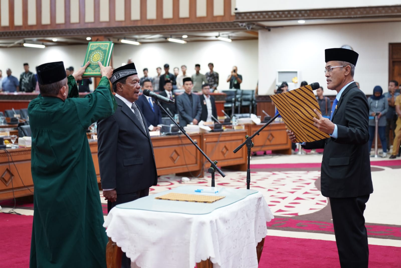 Politisi Partai Demokrat Asmaudin Dilantik Jadi DPRA