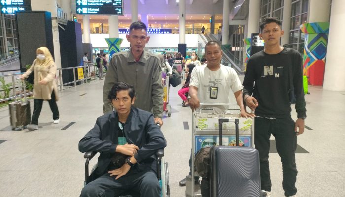 Malam Hari Raya, Haji Uma dan Pemkot Langsa Fasilitasi Pemulangan Warga Langsa Sakit di Malaysia