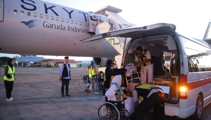 1.176 Jemaah Haji Aceh Telah Kembali ke Tanah Air