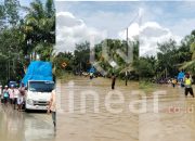 Ratusan Kendaraan Terperangkap Banjir di Subulussalam