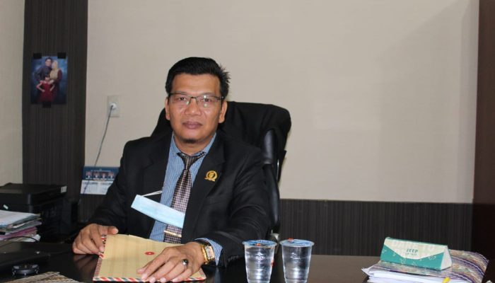 Gaji Tenaga Kebersihan Belum Dibayar, BM: Alihkan Saja Gaji DPR Bulan 10 Itu