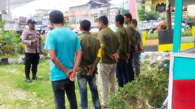 Polisi RW Polsek Peureulak Aktif Pantau Pos Satkamling