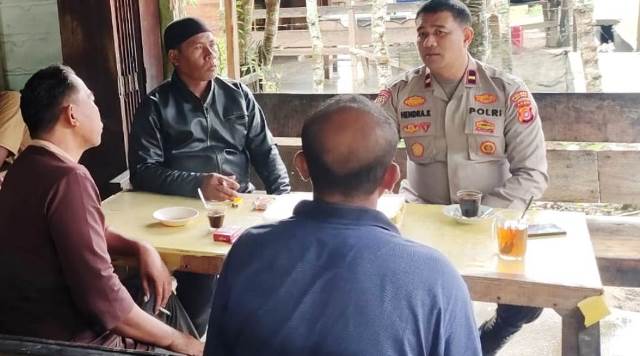 Kapolsek Polsek Peudawa Gandeng Geuchik Pesisir dan Nelayan Cegah Masuknya Pengungsi Rohingya