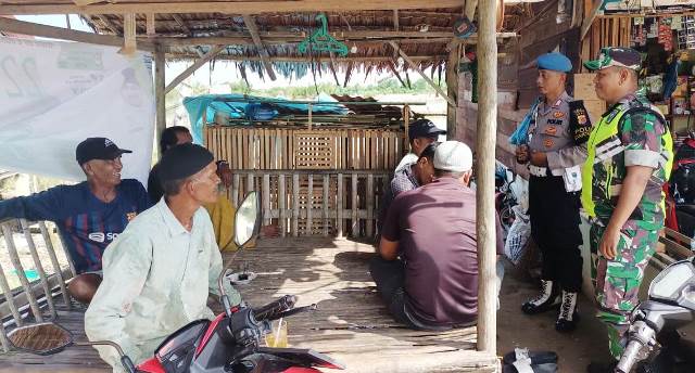 Kekompakan Polisi RW Polsek Peureulak Polres Aceh Timur bersama Babinsa Dalam Harkamtibmas
