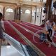 Kapolsek Pantee Bidari Pimpin Personil Bersih Masjid Baiturrahim
