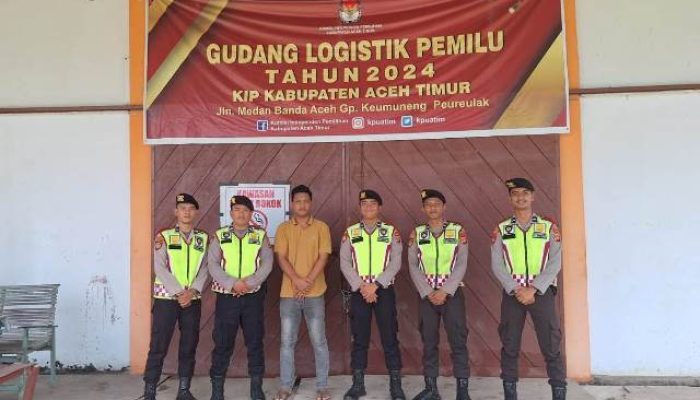 Tim Patroli Ninja X Samapta Polres Aceh Timur Cek Gudang Logistik Pemilu