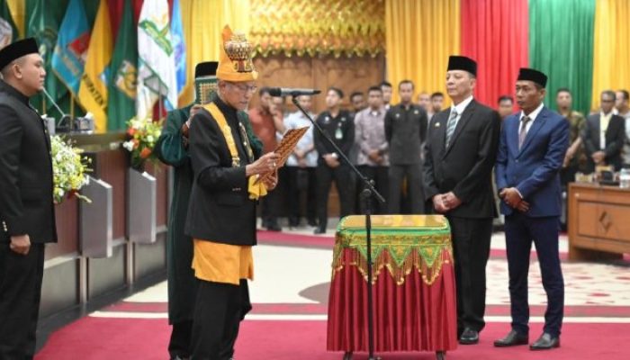Malik Mahmud Kembali Dikukuhkan Sebagai Wali Nanggroe Aceh