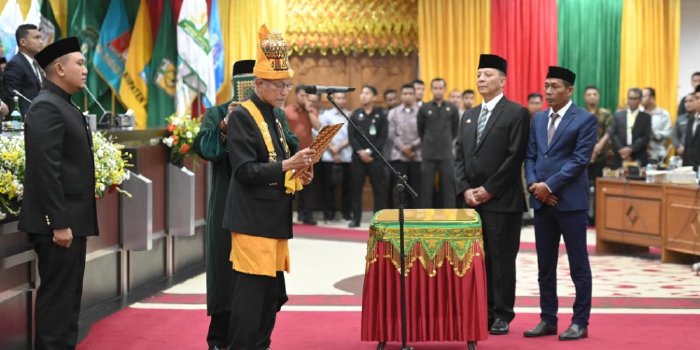 Malik Mahmud Kembali Dikukuhkan Sebagai Wali Nanggroe Aceh