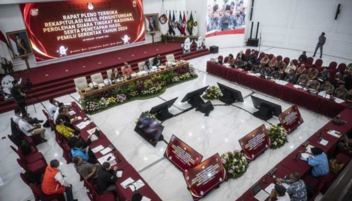 KPU Sahkan Hasil Pleno Rekapitulasi Suara 32 Provinsi