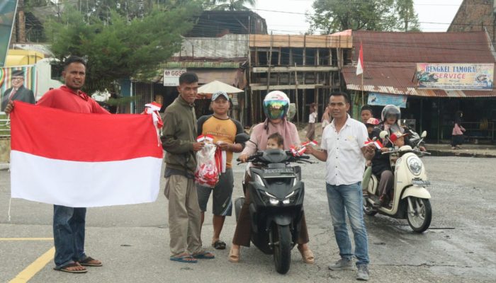 Sebanyak 777 Bendera di Bagikan Pemuda Terminal Kota Subulussalam