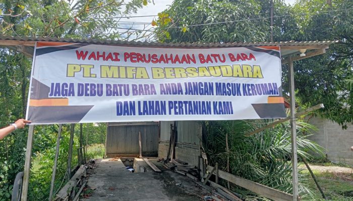 Warga Keluhkan Debu Batubara Masuk Kerumah, Diduga Milik PT Mifa Bersaudara