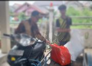 Diduga Buang Sampah Sembarangan, Warga Aceh Barat Ditangkap Linmas