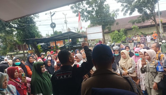 Puluhan Peserta Seleksi PPPK Protes ke BKPSDM Subulussalam
