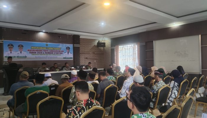 Pertanyakan Gaji 10 Bulan, Kades se Kecamatan Simpang Kiri WO Saat Musrembang