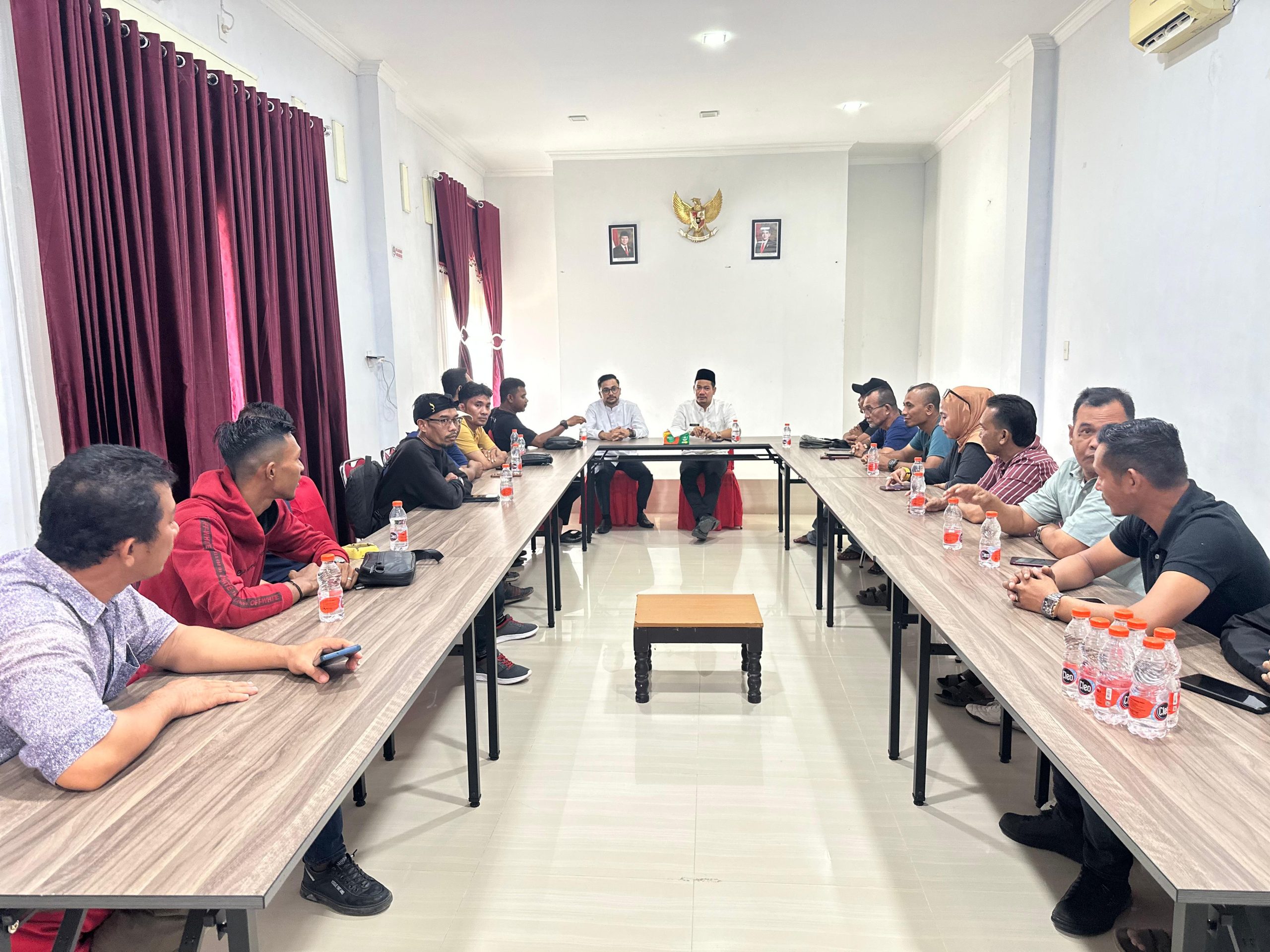 Wabup Aceh Timur dan Jurnalis Jalin Silaturahmi, Perkuat Sinergi Informasi Daerah